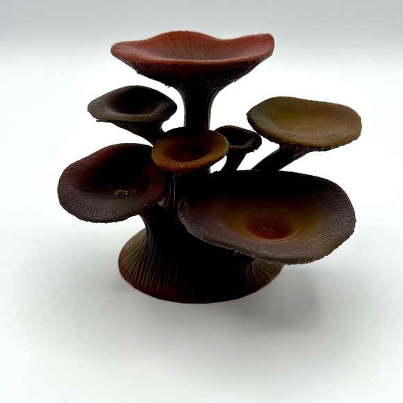 3D Printed Mushroom Jewelry Holder (Colors Can Be Customized)